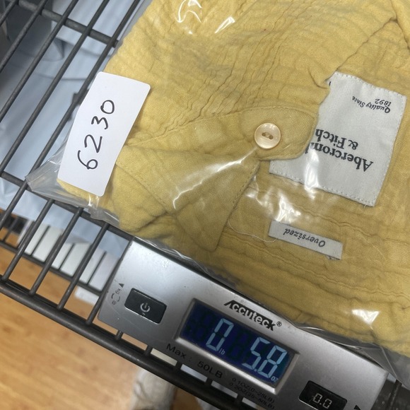 Abercrombie & Fitch Shirt Womens XS Oversized yellow gauze button up shirt - Picture 7 of 7